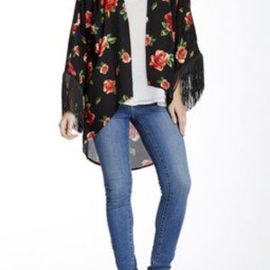 NWT Romeo & Juliet Couture Fringe Trim Printed Wrap Kimono L